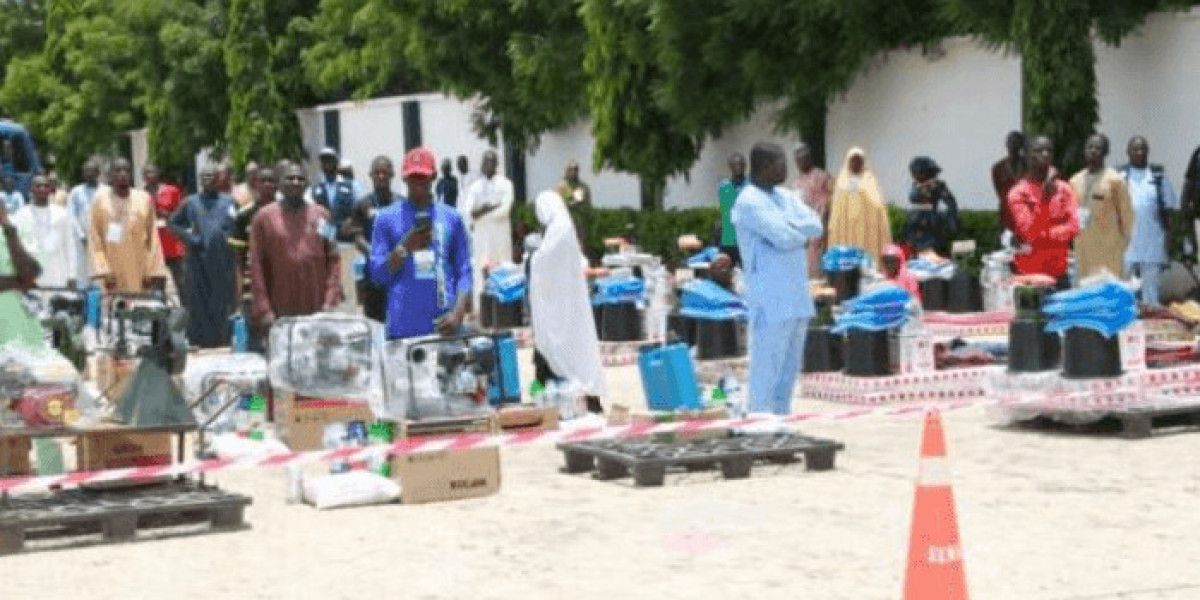 FLOOD VICTIMS IN YOBE RECEIVED AID FROM  NEMA