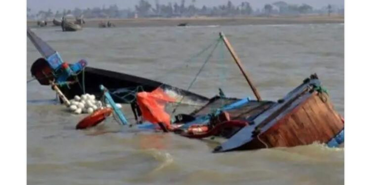TRAGIC BOAT ACCIDENT CLAIMS TWO LIVES IN LAGOS STATE