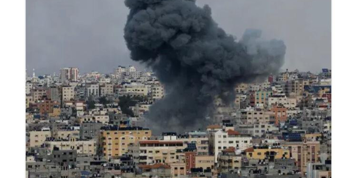 ISRAELI ARMY CONDUCTS TARGETED RAID IN GAZA, PREPARING FOR POTENTIAL LAND INVASION