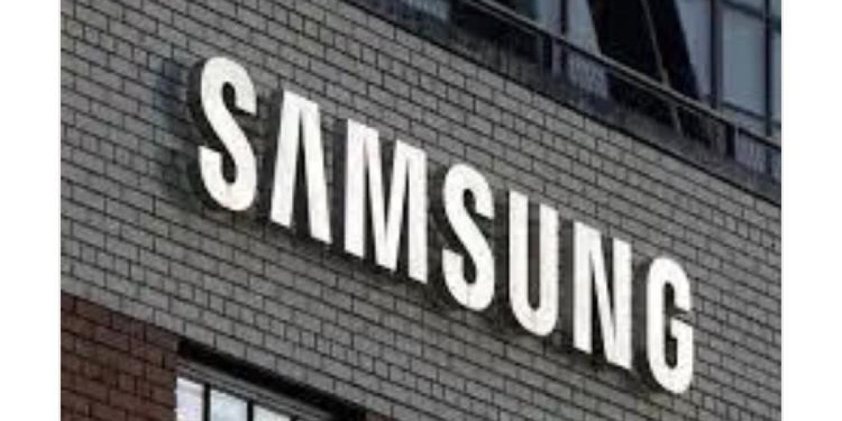 SAMSUNG UNVEILS REAL-TIME CALL TRANSLATION SERVICE USING AI TECHNOLOGY FOR GALAXY FLAGSHIP MODEL