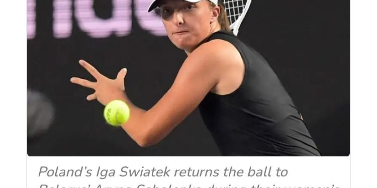 IGA SWIATEK DEFEATS ARYNA SABALENKA TO REACH WTA FINALS TITLE MATCH