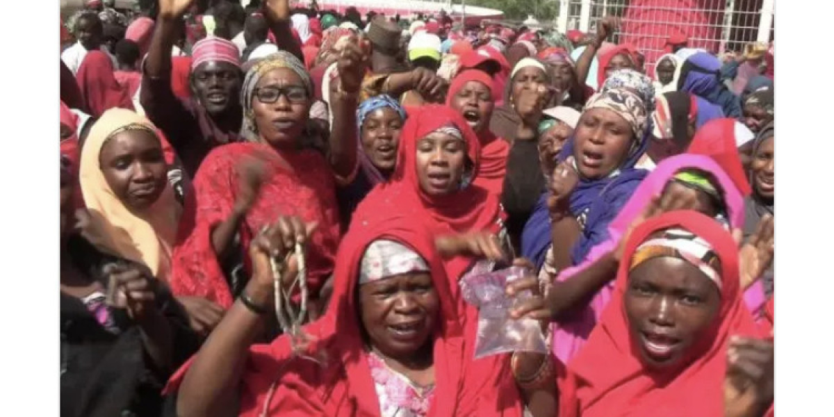 Women in Kano Rally in Support of Governor Yusuf and Pray for Peace