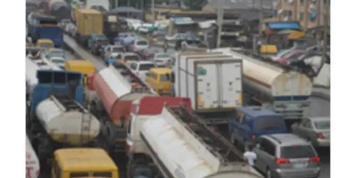 ADDRESSING TRAFFIC CONGESTION AND LAW ENFORCEMENT IN LAGOS: A CALL FOR COLLECTIVE ACTION