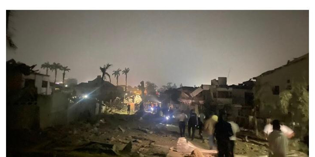 TRAGIC EXPLOSION IN IBADAN: PRESIDENT AND GOVERNOR RESPOND