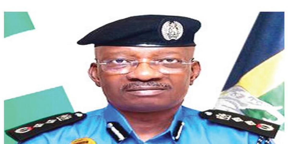 IGP EGBETOKUN PRESENTS N2.08 BILLION CHEQUES TO FAMILIES OF FALLEN POLICE OFFICERS