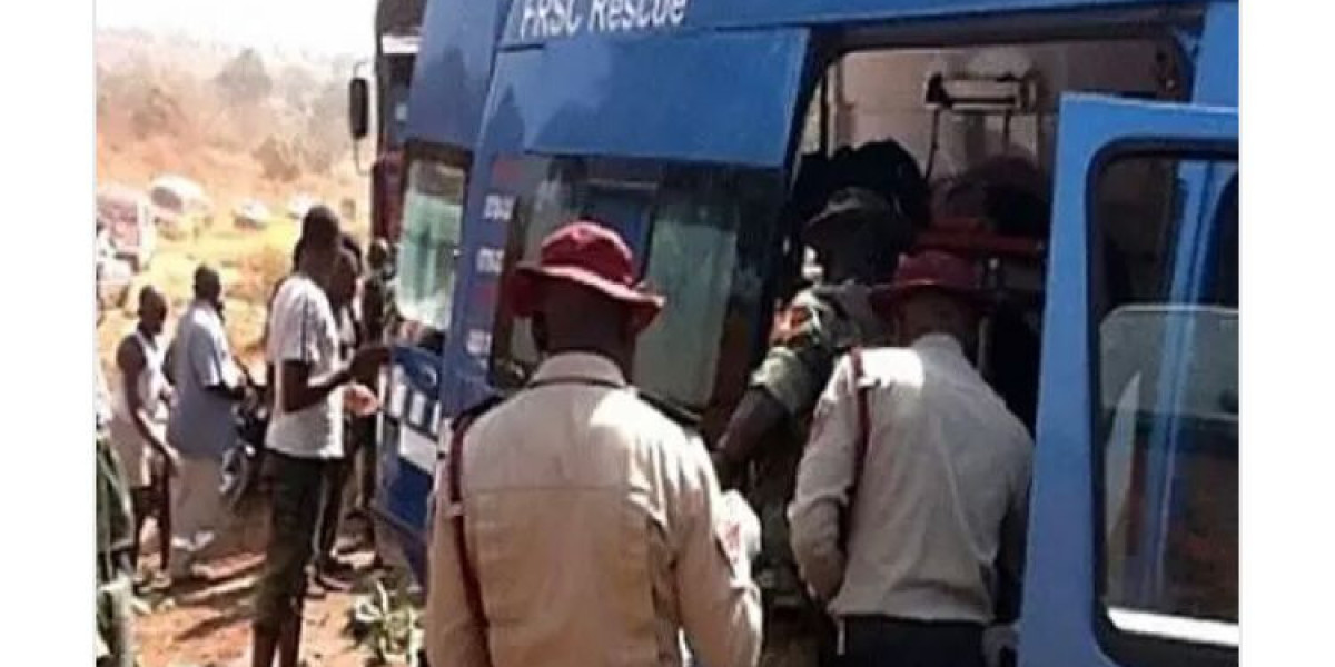 Fatal Accident on Ore/Lagos Expressway Prompts Safety Concerns for Passenger Transportation