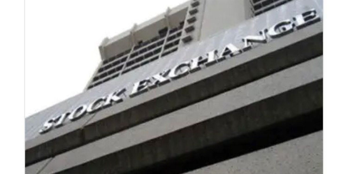 Nigerian Stock Market Plunges as CBN Raises Monetary Policy Rate by 400 Basis Points
