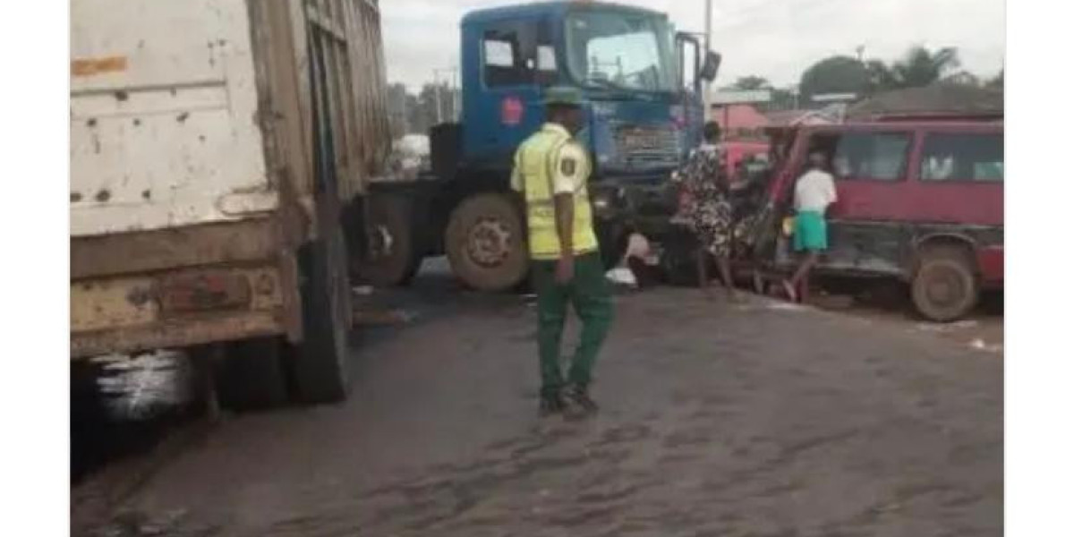 Tragic Collision on Ogun State Expressway: Drunk Truck Driver Causes Fatal Bus Accident