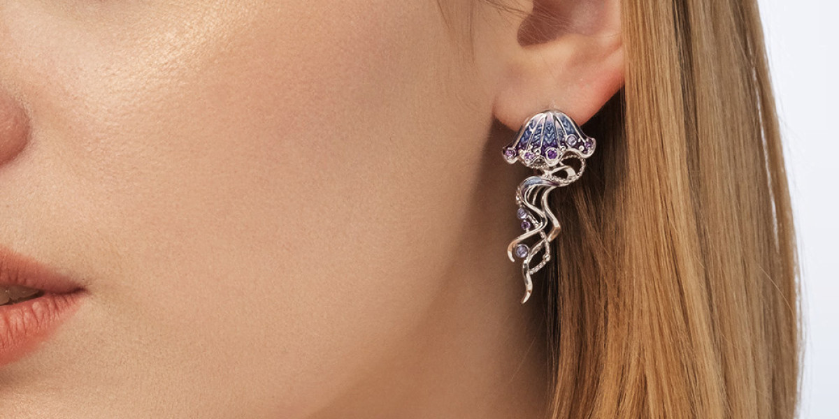 Creative Ways to Style Your Everyday Earrings