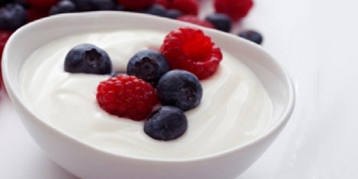 Probiotic Powerhouse: The Health Benefits of Organic Yogurt