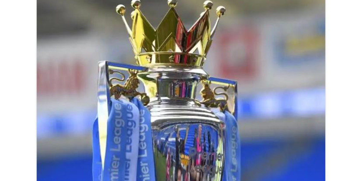 Premier League Title Race Update: Arsenal Holds Lead as Liverpool and Manchester City Remain Close Contenders