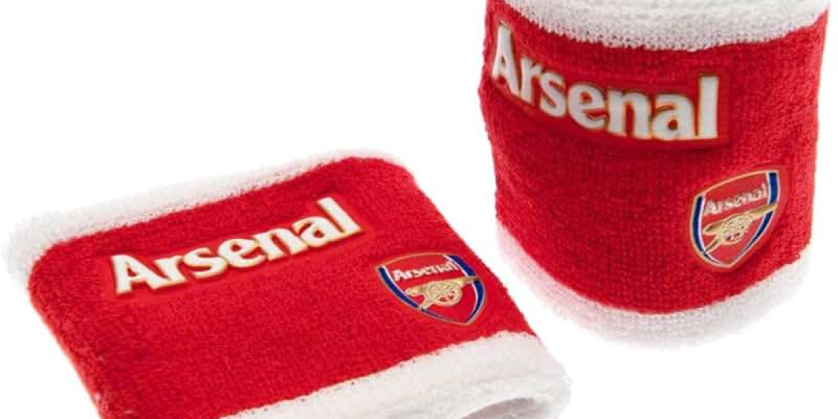 From Fan to Fashion: Exploring Trends in the Football Merchandise Industry