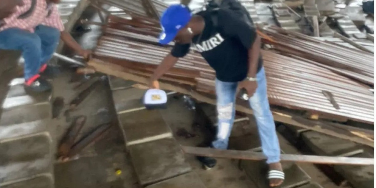 Roof Collapse at Obafemi Awolowo University: Six Students Injured, Union Calls for Government Action