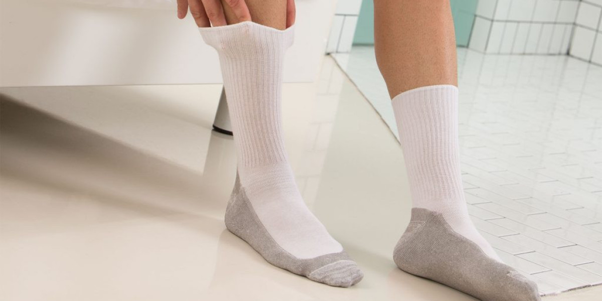 Innovations Driving the Diabetic Socks Industry