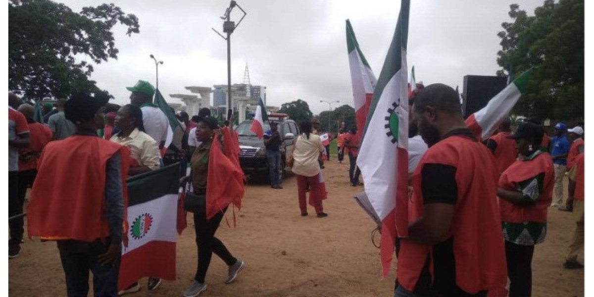 Nigerian Labour Congress Protests Electricity Tariff Hike in Plateau State