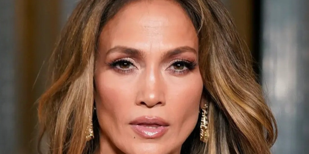 Challenges and Adjustments: Jennifer Lopez and Ben Affleck's Long-Distance Relationship Struggle