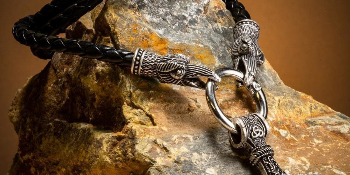 Embrace Your Heritage with Norse Spirit's Thor's Hammer Necklace