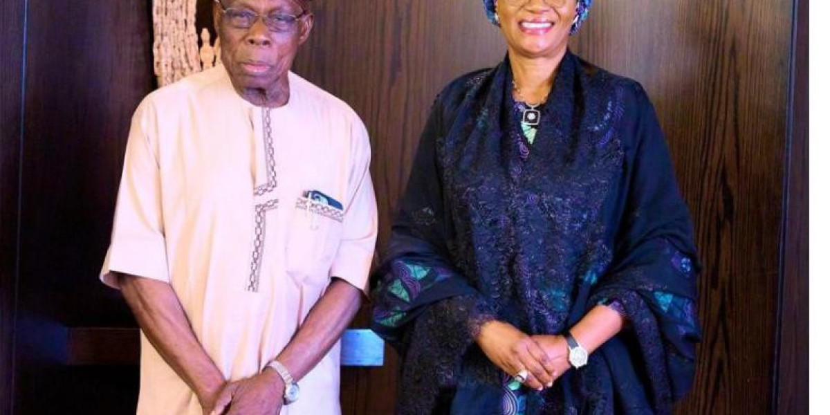Obasanjo Visits First Lady Tinubu for Sallah Celebration Amidst Recent Criticisms of Tinubu Administration