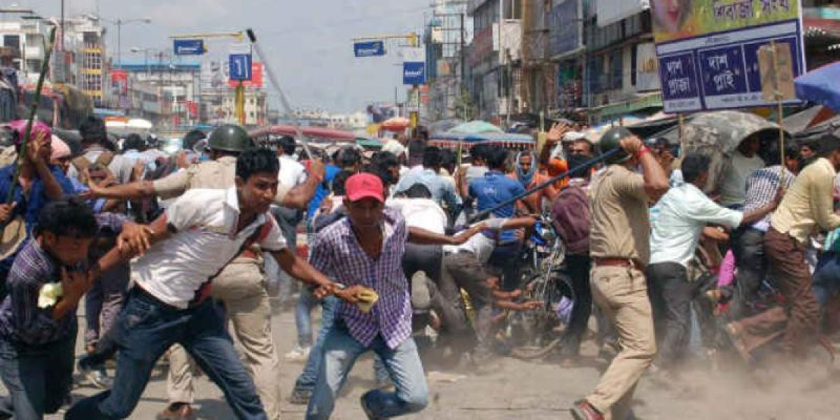 Votes not Enough to Change the Government in Bengal; Street Muscle is Equally Important