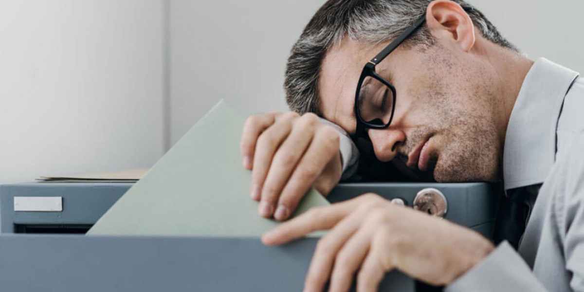 How do narcolepsy affect daily life?