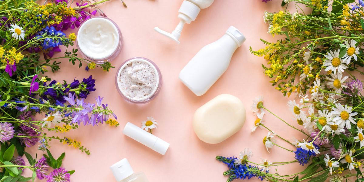 Explorando el Creciente Mercado de Cosméticos Naturales: Tendencias y Oportunidades