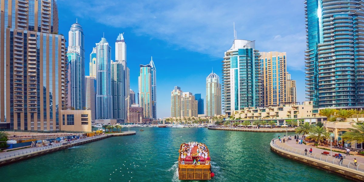 Ultimate Guide to Dhow Cruise Dubai: Explore Dubai's Mesmerizing Waterways