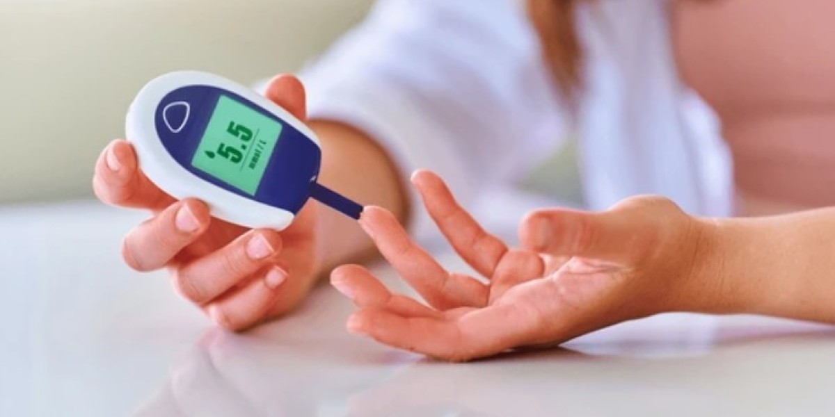 India Continuous Glucose Monitoring Industry: Market Overview and Insights