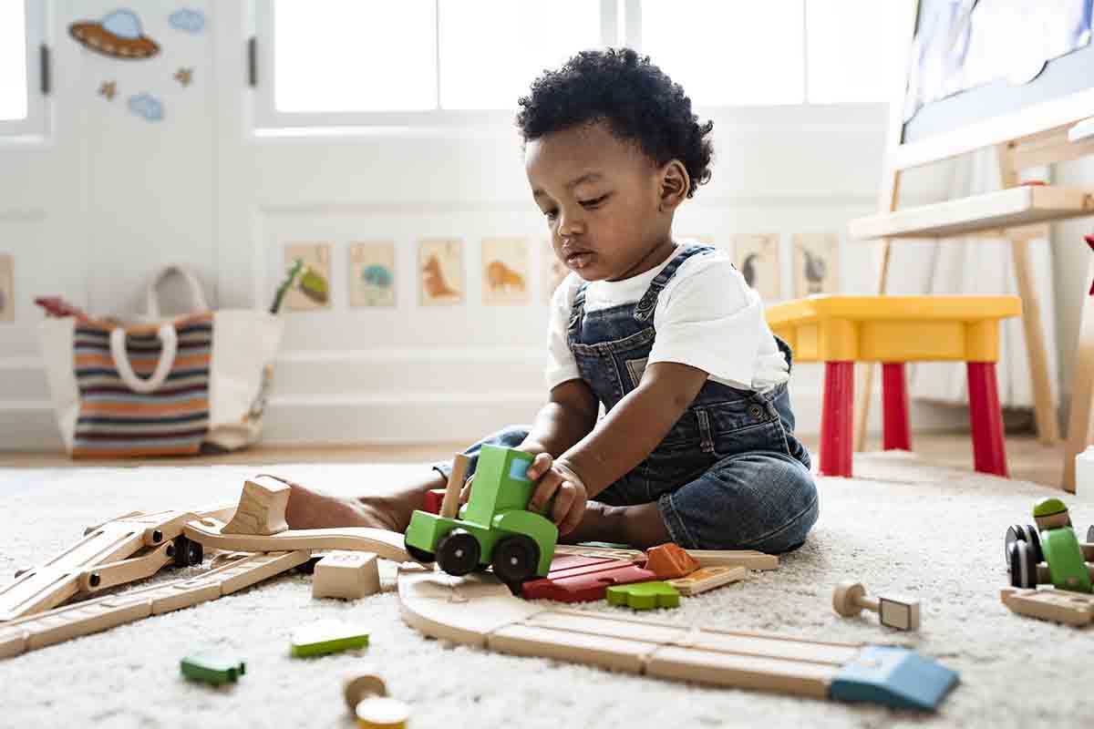 Top Developmentally Appropriate Toys for Your 1-Year-Old: A Guide for New Parents - Creative Released