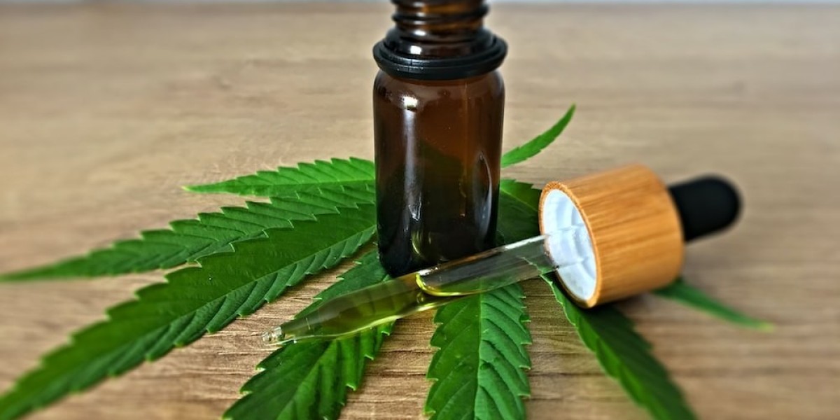 What Is Tincture THC Oil and How Can It Benefit You?