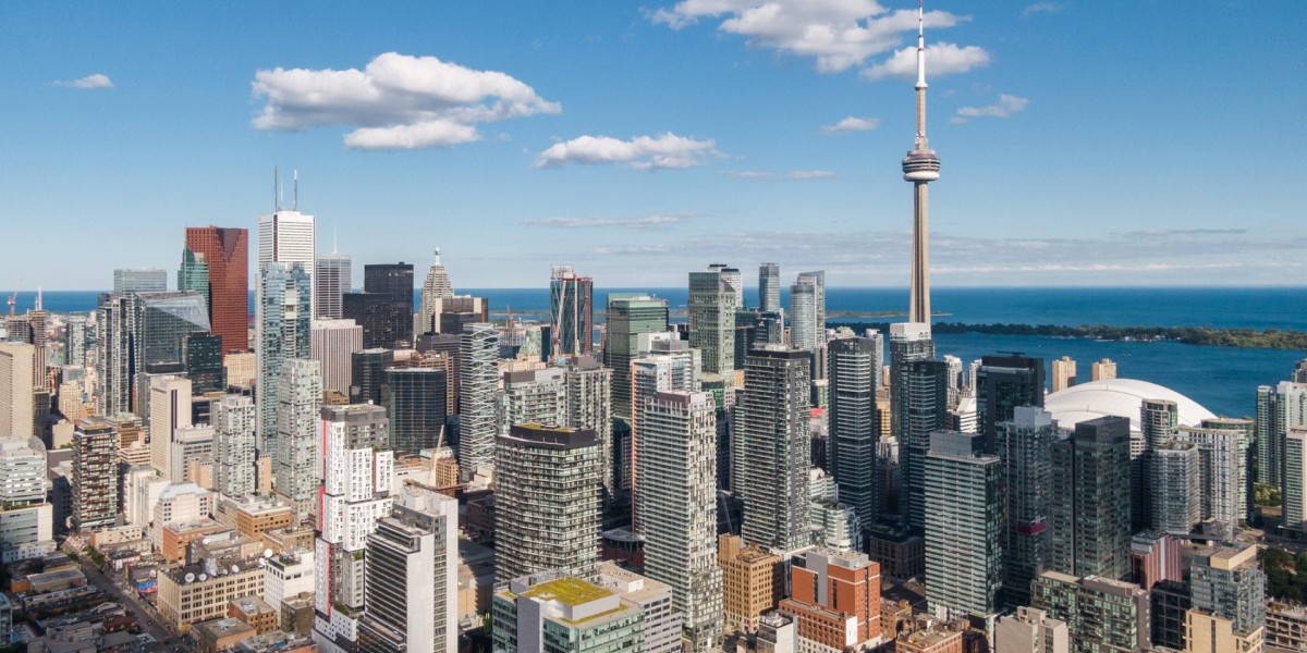 Direct Flights from Newark to Toronto: Convenience and Comfort