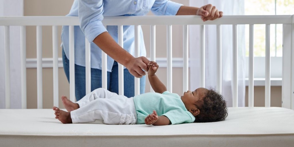 Choosing the Best Baby Crib for Your Little One