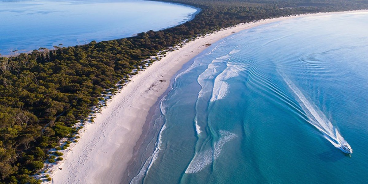 Maria Island’s Best Hidden Gems: What You’ll See Only from a Cruise