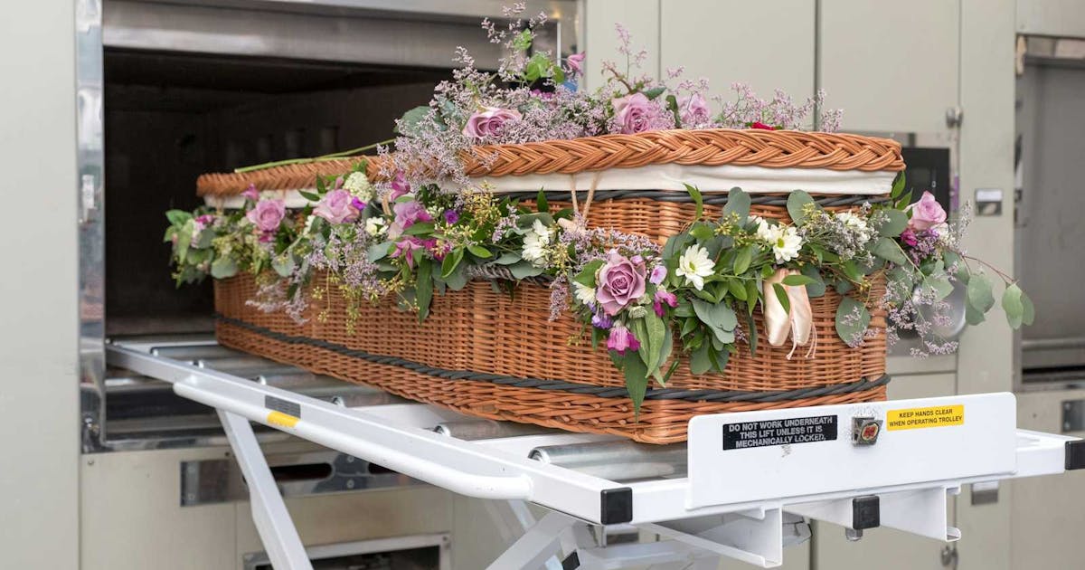 Things You Should Discuss With Funeral Directors Kings Langley When Hiring Them