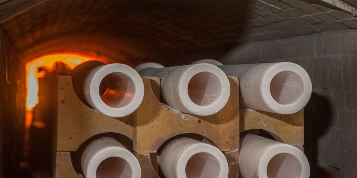 Exploring the United Kingdom Refractory Material Market: Key Trends and Forecast 2023-2033