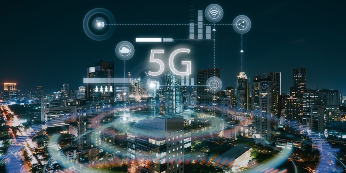 5G Infrastructure Industry Outlook 2024-2032: USD 200 Billion Market Opportunity