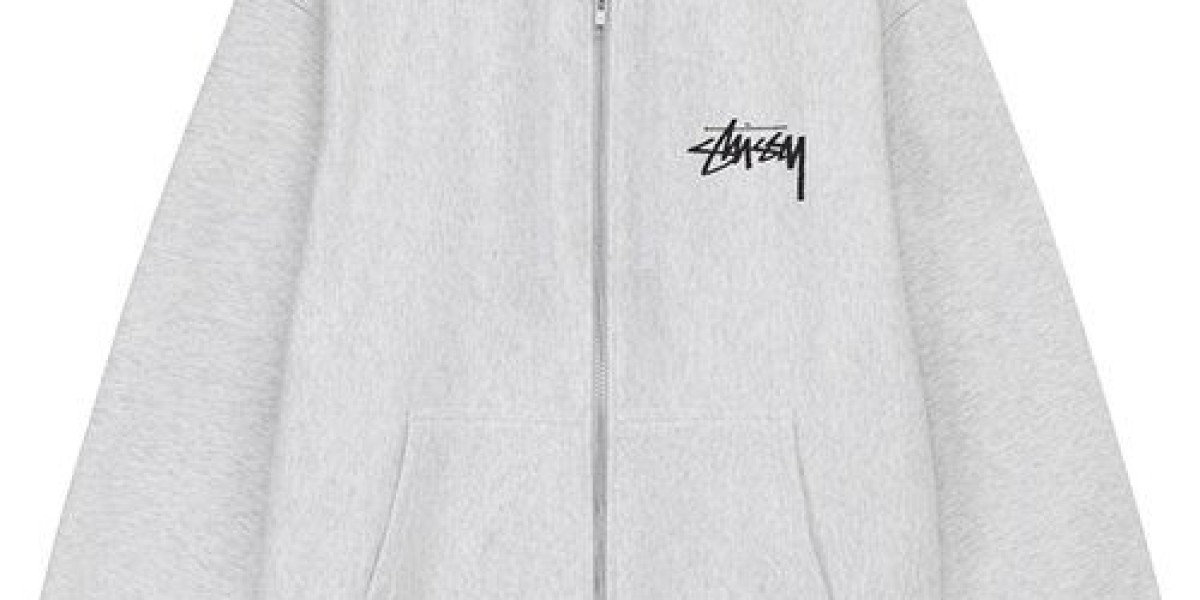 Basic Stüssy Hoodie: The Perfect Blend of Comfort and Style