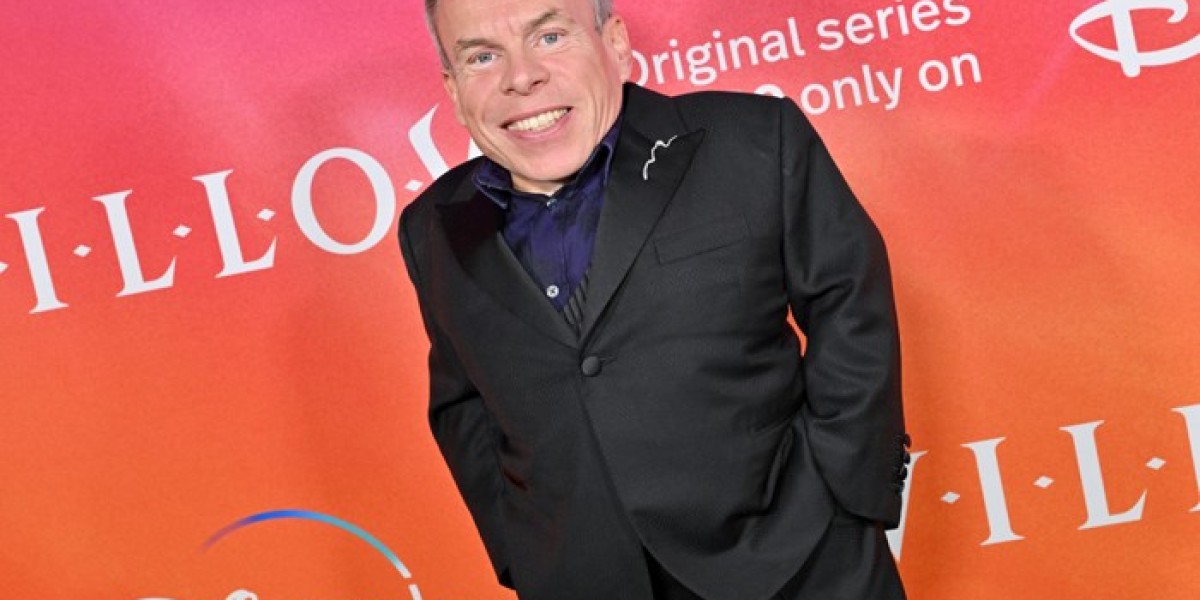 Warwick Davis at BAFTA - Receives Prestigious Fellowship