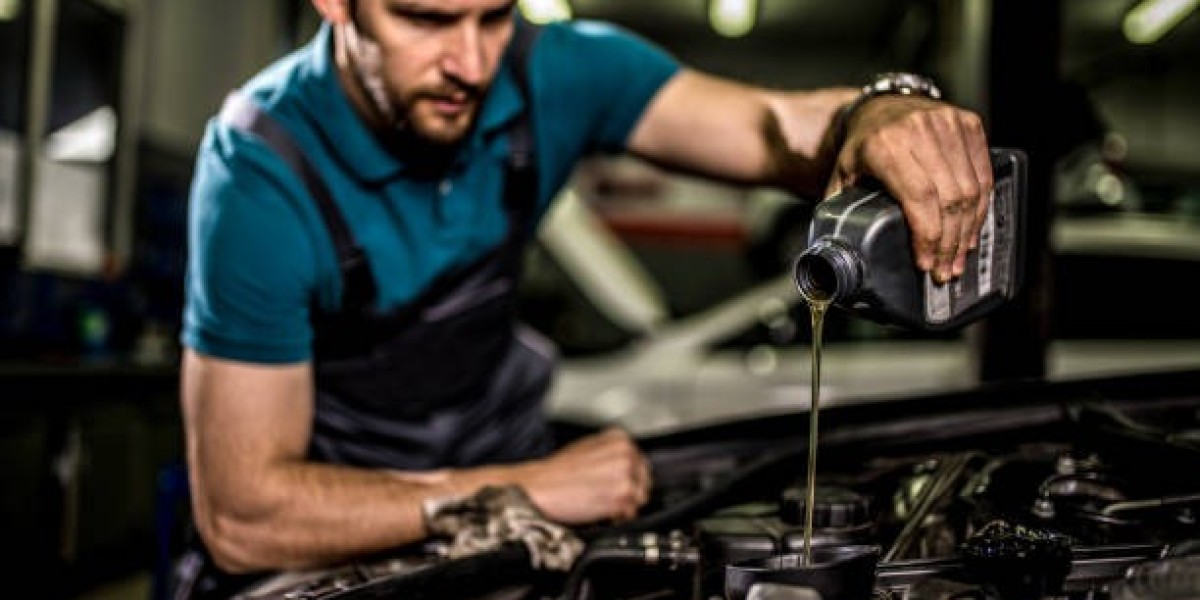 Complete Auto Oil Change & Tune Up: Keep Your Car Running Smoothly