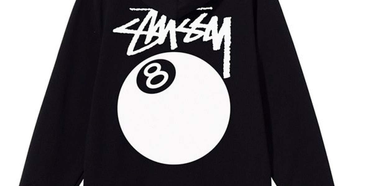 The Evolution of Stussy Hoodies: From Surf Roots to Streetwear Icon