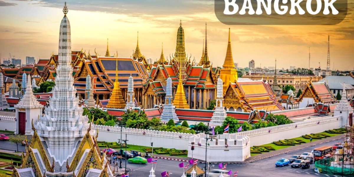 Explore Bangkok with Jingle Holiday Bazar