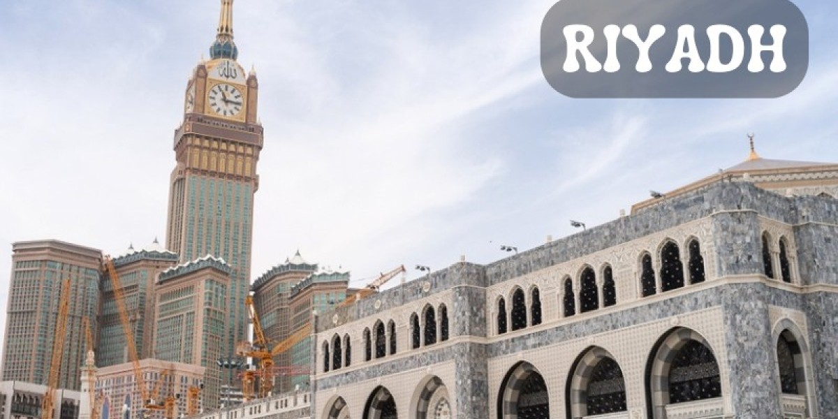 Experience Riyadh Tour with Jingle Holiday Bazar