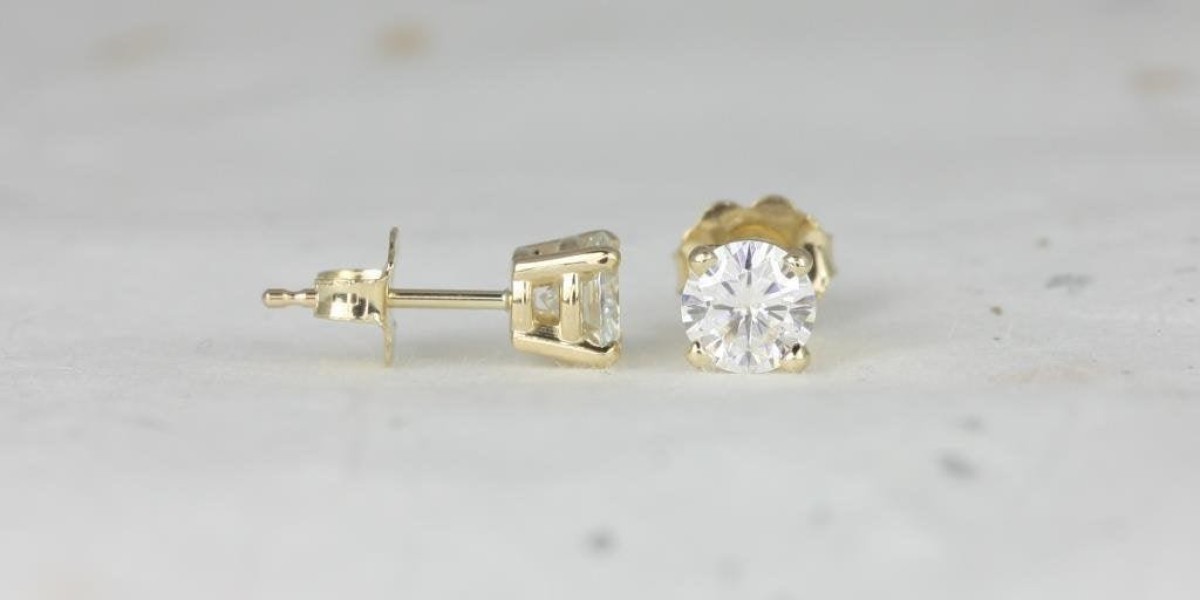 Ethical Elegance: Lab-Grown Diamond Engagement Rings and Earrings for Women