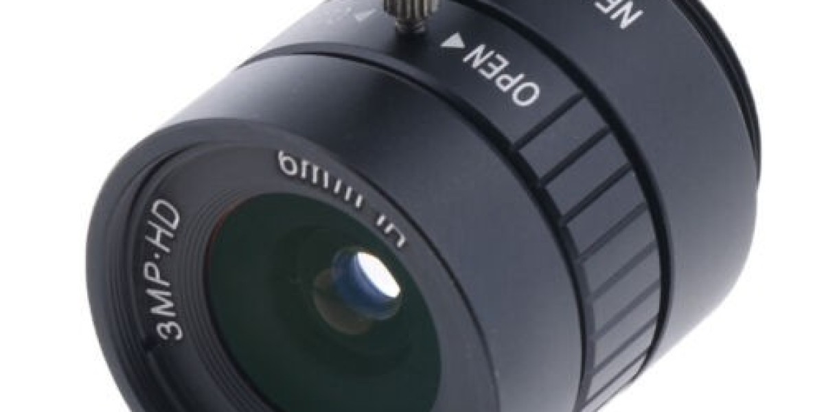 Improving Surveillance Accuracy with Advanced CCTV Lenses